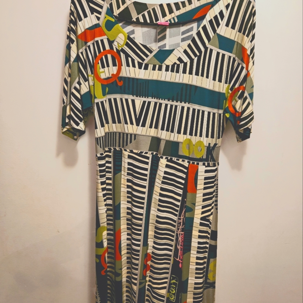 Save The Queen! Mixed Media Viscose Dress. Labeled XL (10/12)